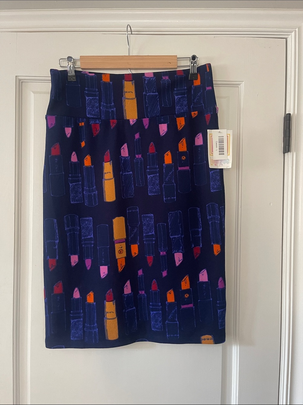 Luluroe Cassie Women’s Navy Lipstick Print Pencil Skirt